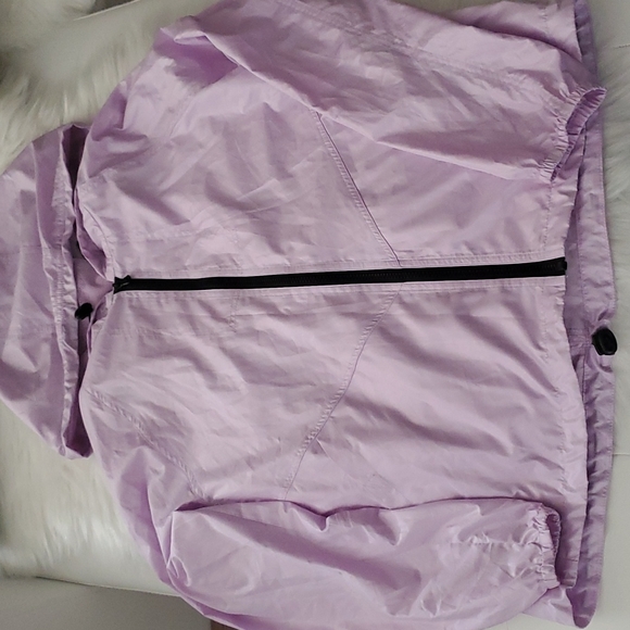 Lilac Windbreaker - Picture 2 of 4
